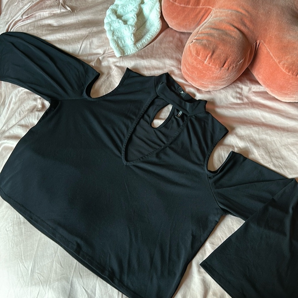 Divided Cold Shoulder Top Women size L
